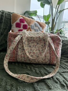 Vera Bradley < cream> 1985 vintage duffle bag
